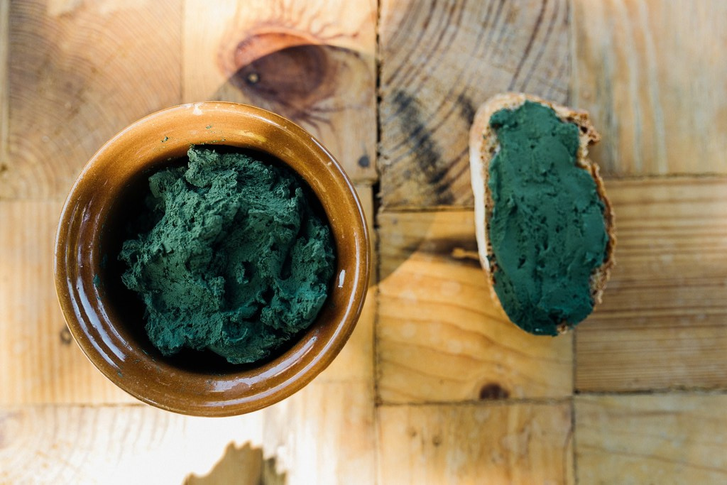 spiruline fraîche Spir’up en pot – spiruline crue artisanale locale